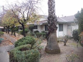 1229 Cornell Ave, Fresno, CA 93705-3930