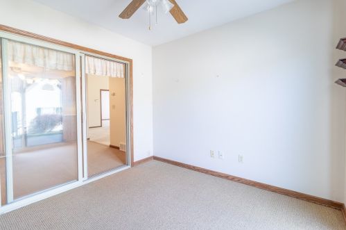 1084 Timberwood Dr, Beaver Falls PA 15010-1614 exterior