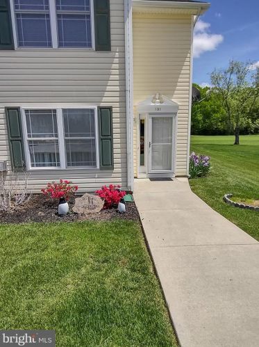 131 Baltusrol Dr, Charles Town WV  25414-4085 exterior