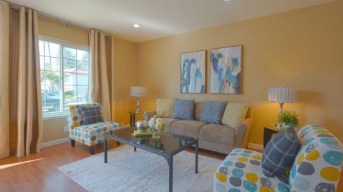 1510 Flanigan Dr, San Jose, CA 95121-2108