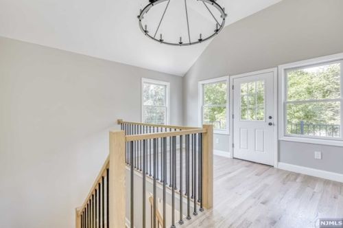 441 Northern Pkwy, Ridgewood NJ  07450-1720 exterior