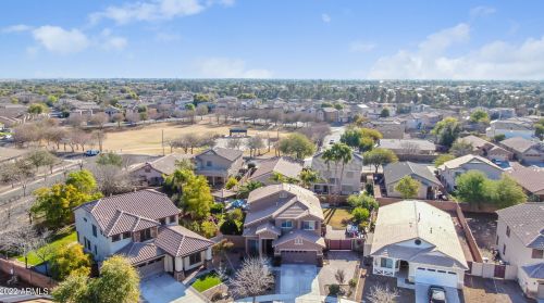 3867 Stallion Dr, Gilbert AZ  85297-9586 exterior