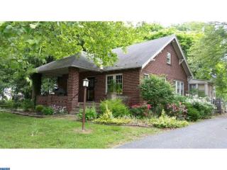 2511 Kesslersville Rd, Easton, PA 18040-7945