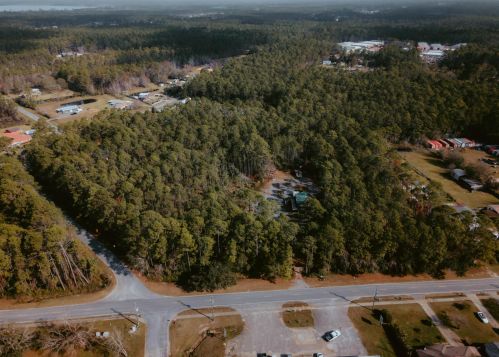 1300 Dog Track Rd, Pensacola, FL 32506-9506