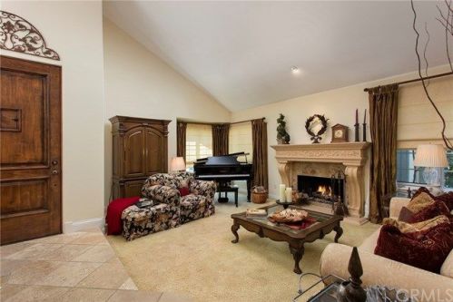 24 Candlebush, Irvine, CA 92603-3727