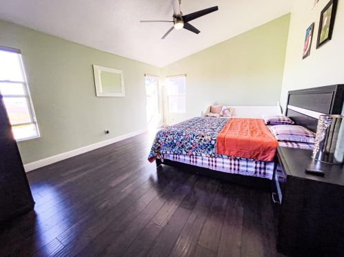 13570 Quartz Way, Lathrop CA  95330-9196 exterior