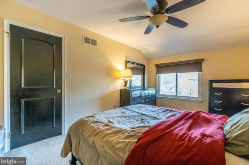 215 Grn Blade Dr, Dover DE  19904-2643 exterior