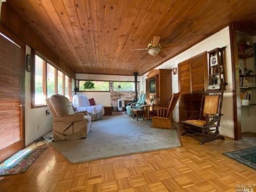 1194 Standley St, Ukiah CA  95482-4231 exterior