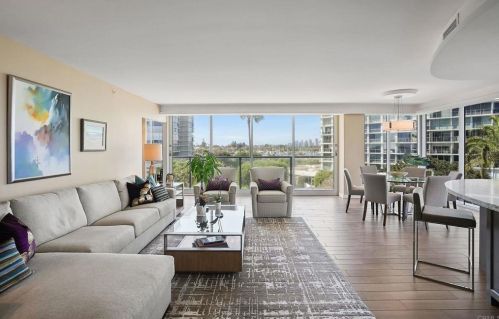 1780 Avenida Del Mundo, San Diego, CA 92118-3057