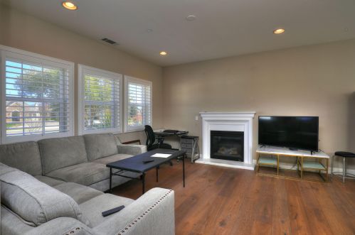 1221 Olesen Dr, Solvang CA  93463-2993 exterior