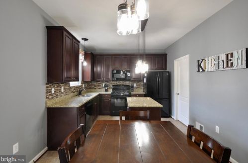1432 Chesterfield Rd, Locust Grove VA  22508-3131 exterior