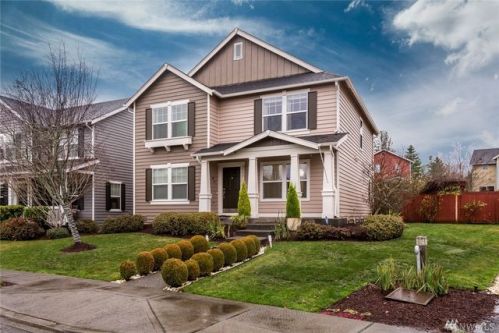 9208 226 Pl, Redmond WA  98053-2060 exterior