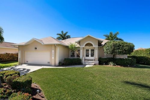 120 Templewood Ct, Marco Island, FL 34145-4124