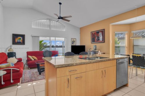 18806 24th Ct, Hollywood FL  33029-5354 exterior