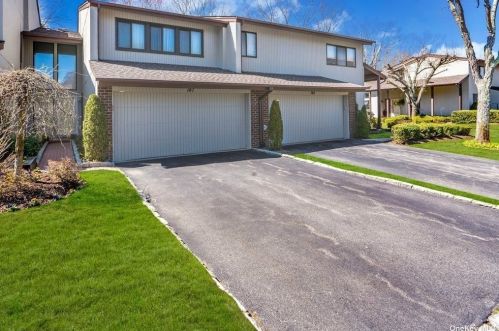 147 Foxwood Dr, Muttontown, NY 11753-1121