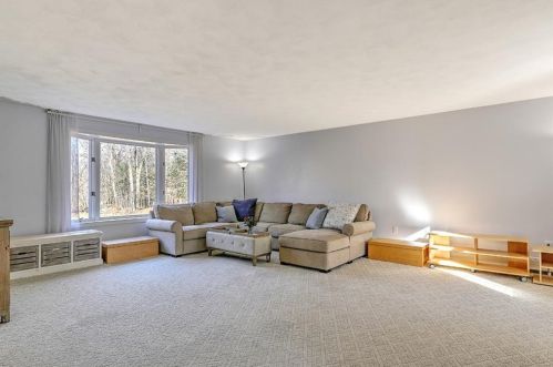 130 Pound Rd, Cumberland RI  02864-2704 exterior