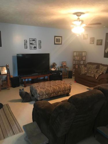 511 Circle Dr, London, OH 43140-8914