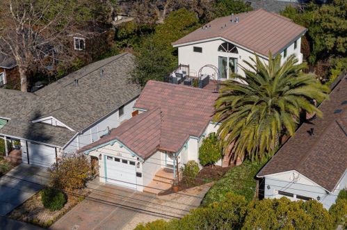 1139 King St, Redwood City CA  94061-2260 exterior