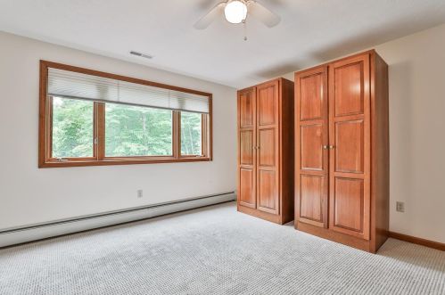 26 Wright Rd, Hollis NH  03049-6154 exterior