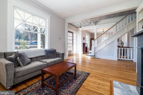 223 Main St, Richmond National Battlefiel, VA 22835-1234