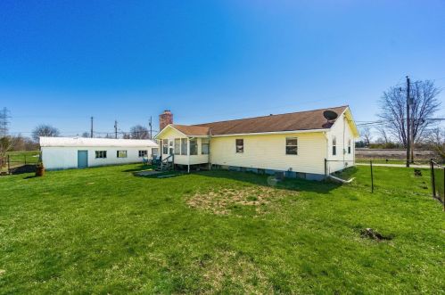 12924 Cleveland Rd, Pataskala OH 43062-8817 exterior