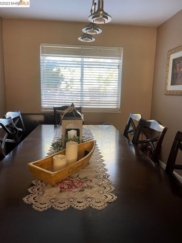 1810 Port Way, Oakley, CA 94561-1800