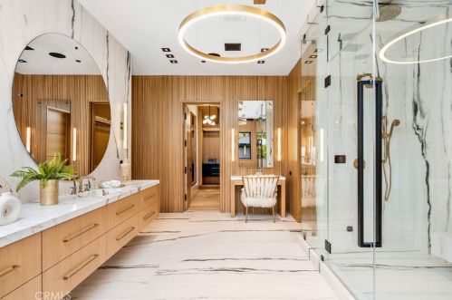 4508 Haskell Ave, Van Nuys CA  91436-3148 exterior