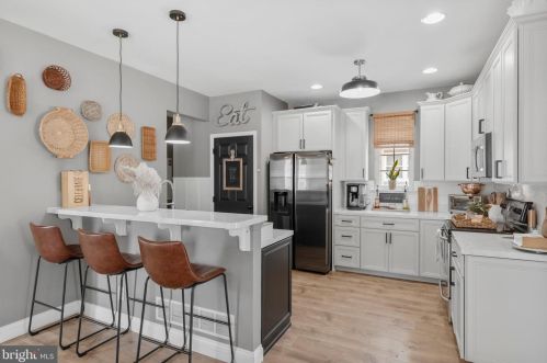 482 Center Ave, Runnemede NJ  08078-1536 exterior