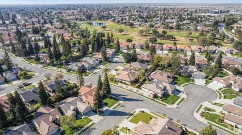 10017 Timeless Rose Ct, Bakersfield CA  93311-3730 exterior