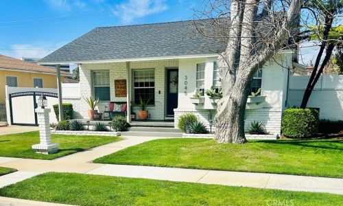 3045 Fidler Ave, Long Beach, CA 90808-3504