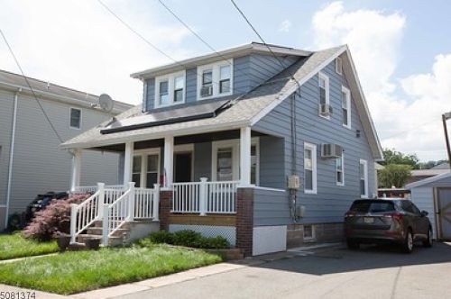 61 Elizabeth Pl, Paterson, NJ 07512-2608