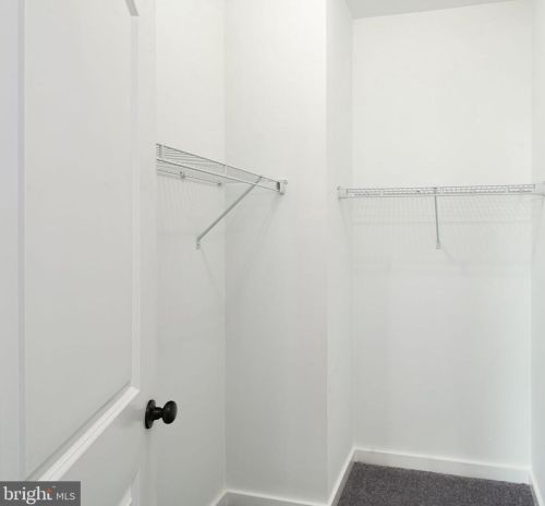 210 Market St, Gloucester NJ  08030-1907 exterior