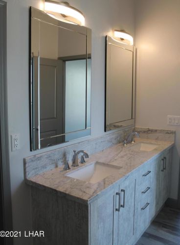 24 Tiburon Ln, Lake Havasu City AZ  86403-6038 exterior