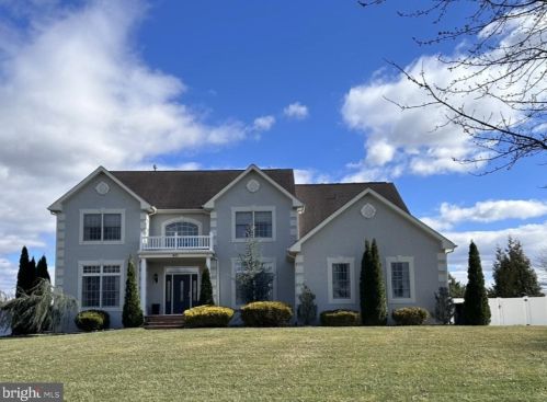 401 Leonard Ct, Harrison Township, NJ 08062-2866