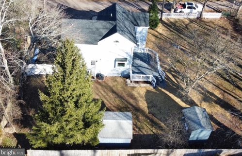 70 Lakeside Dr, Collegeville PA  19426-4109 exterior