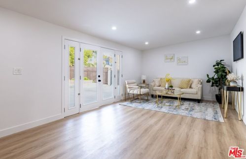 3003 Alabama St, Glendale CA  91214-2702 exterior