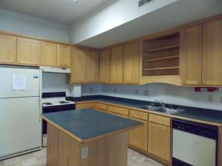 129 College Ave, Blmgtn IN  47404-5166 exterior
