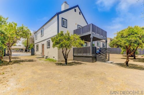 8451 Mount Vernon St, Lemon Grove CA  91945-3326 exterior