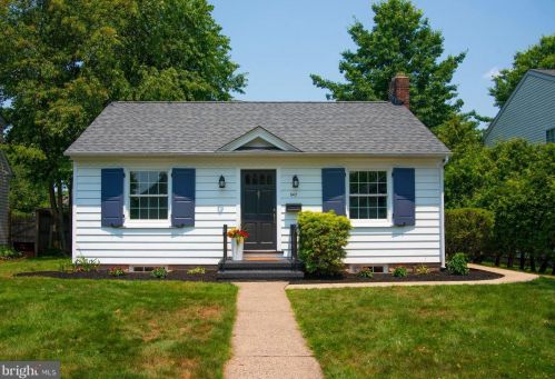 347 Perkiomen Ave, Lansdale PA  19446-3526 exterior