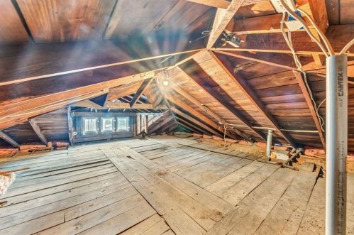 328 Moody Ave, New Castle PA  16105-2487 exterior