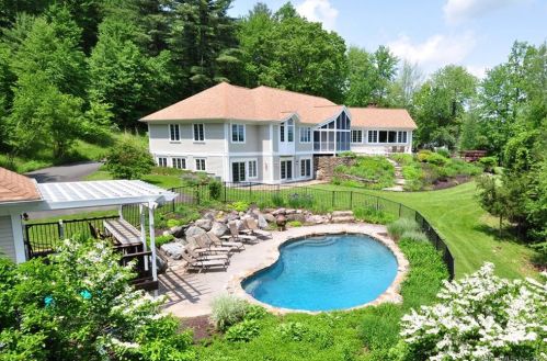 9 Reed Hill Rd, Granby, CT 06035-2928