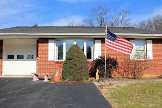 407 Oak St, Emmaus, PA 18049-1100