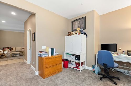 1724 Milling St, Lancaster CA exterior