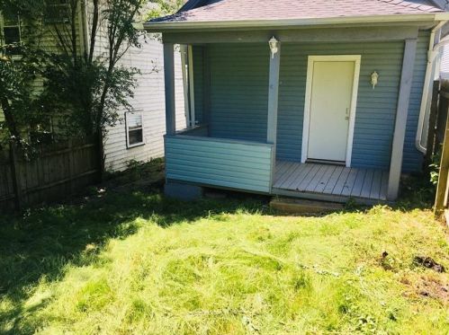 11 Gaskill Ave, Jeannette PA  15644-3346 exterior