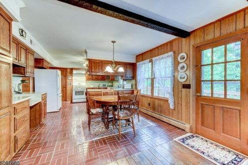 11 House Wren, Hackettstown NJ  07840-2815 exterior