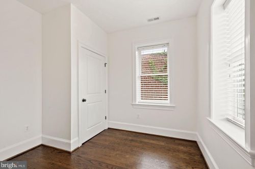 1533 Capitol St, Washington DC  20003-1508 exterior