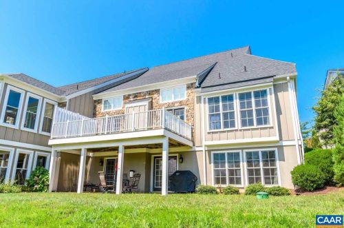 646 Baywick Cir, Crozet VA  22932-1529 exterior