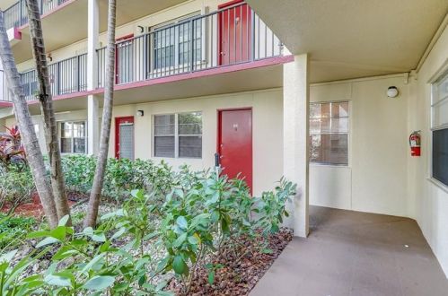 200 132nd Way, Hollywood, FL 33027-1683