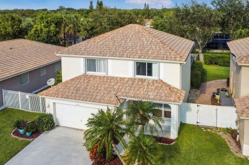 1108 Fosters Mill Dr, Boynton Beach, FL 33436-8700