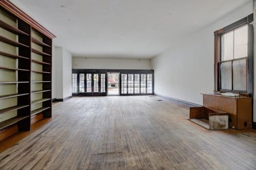 3801 Eastern Ave, Cincinnati, OH 45226-2104